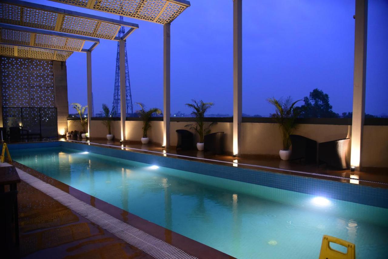 Ramaya Hotel Rohtak Εξωτερικό φωτογραφία